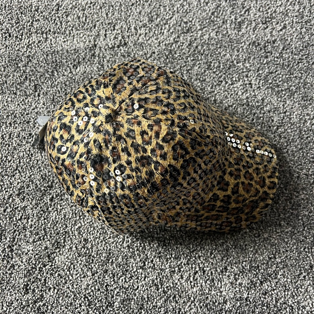 Leopard Sequin Baseball Cap - Women's Fashion Hat - Picture 5 of 6